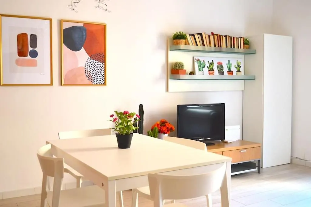 Apartment Little Sweet Home In Florence